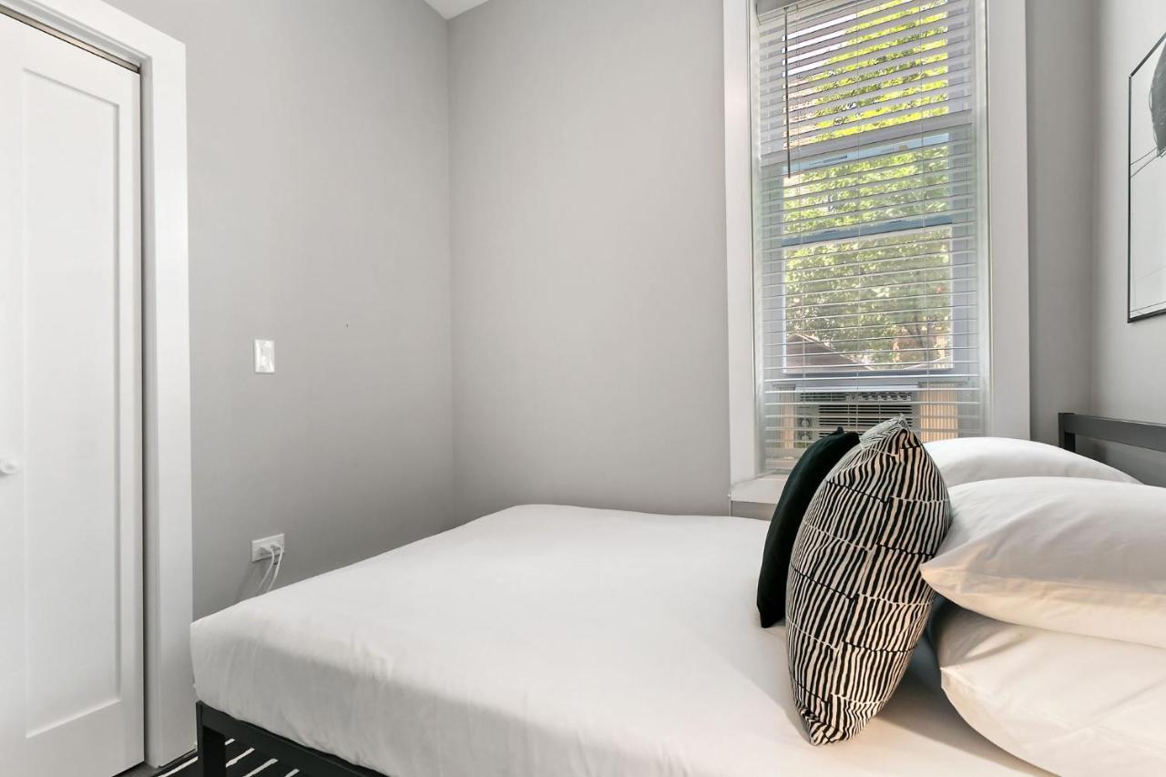 2Br Comfy And Stylish Apt In West Town - Erie 1R Чикаго Экстерьер фото