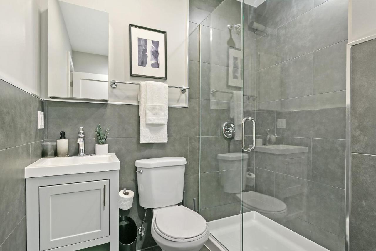 2Br Comfy And Stylish Apt In West Town - Erie 1R Чикаго Экстерьер фото