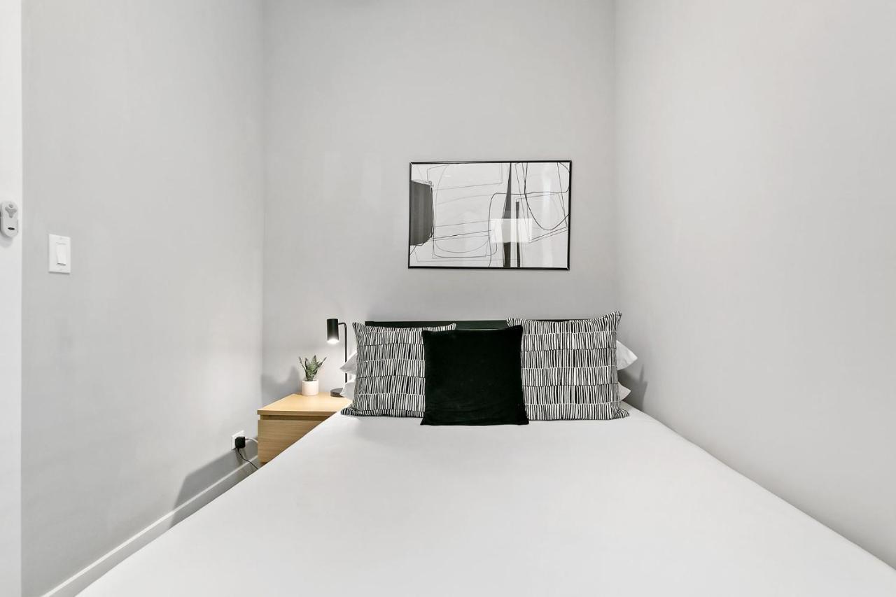 2Br Comfy And Stylish Apt In West Town - Erie 1R Чикаго Экстерьер фото